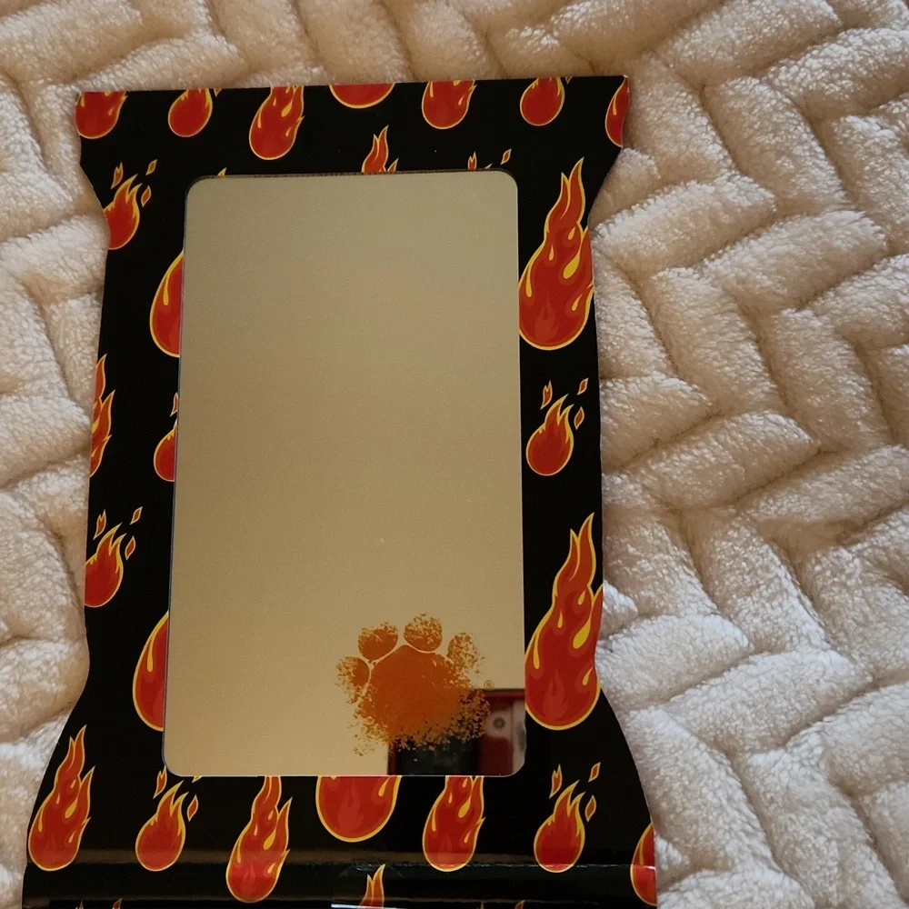 COPY - Cheetos flaming hot eyeshadow palette